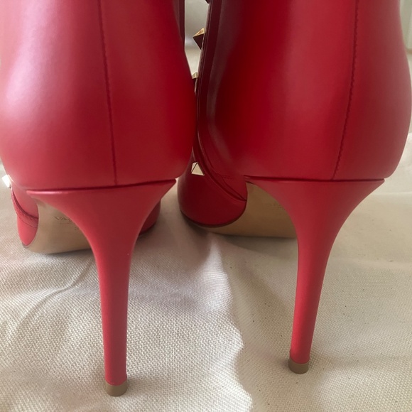 Valentino Short Boots (Bootie) - Red Size 38 New in Box - Picture 12 of 14